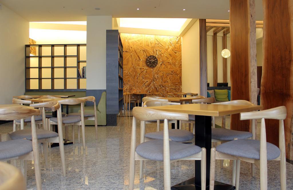 Celebrity 99 Hotel Ji'an Exterior photo